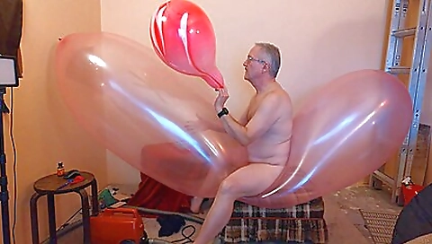 Hawt sweetheart is in the kitchen and screwed