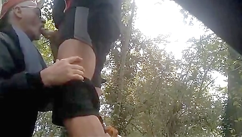 Horny tranny getting her ass fucked